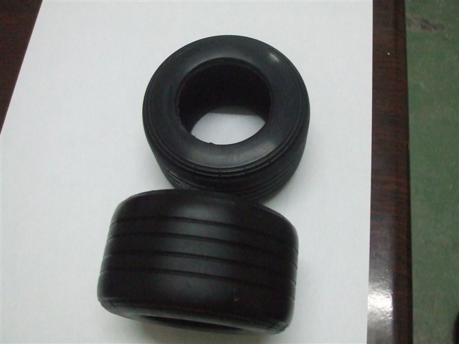 供应玩具车轮外胎复模|深圳铭鑫模型设计有限