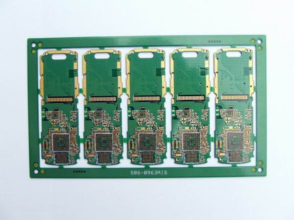 pcb六层板 历史: 20世纪初,人们为了简化电子机器的制作,减少电子零件间的配线,降低制作成本等优点,于是开始钻研以印刷的方式取代配线的方法。三十年间,不断有工程师提出在绝缘的基板上加以金属导体作配线。而最成功的是1925年,美国的Charles Ducas 在绝缘的基板上印刷出线路图案,再以电镀的方式,成功建立导体作配线。 pcb六层板 组成: 线路与图面(Pattern):线路是做为原件之间导通的工具,在设计上会另外设计大铜面作为接地及电源层。线路与图面是同时做出的。 孔(Through hole
