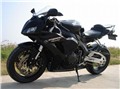 新款本田CBR1000摩托车 图片